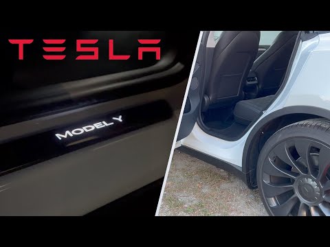 CONRAL Beleuchtete Kfz Einstiegsleisten mit LED für Tesla Model 3,  intelligenter, automatischer EIN/Aus Umgebungslicht Innendekorsatz :  : Auto & Motorrad