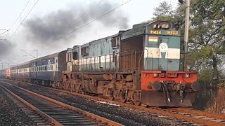 Slow moving train with diesel engine #shorts