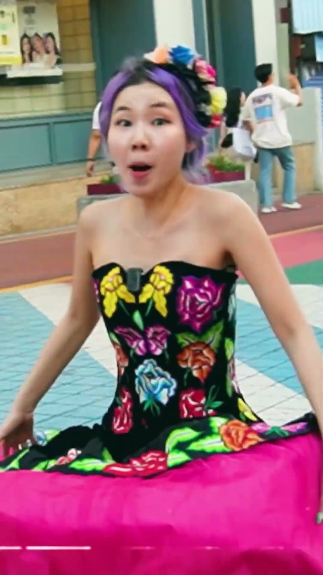 Así es video clip de quinceaños de una china ?