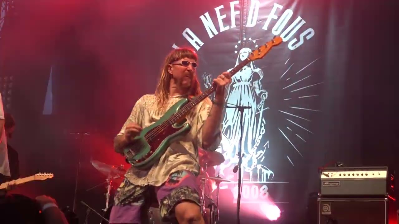 Public House - "Twist The Knife" - Binic Festival - Pomellec Stage - Binic - 26-07-25