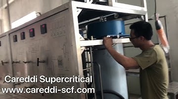 Full PLC controlled Supercritical co2 extraction machine 50Lx6