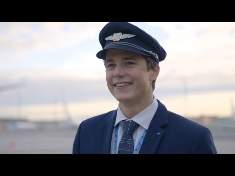 Video: Hvordan Melde Deg På Aeroflot Flyskole