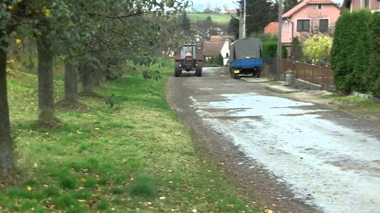 příjezd Zetoru 16145 s Opavákem ( Řípa 2013)