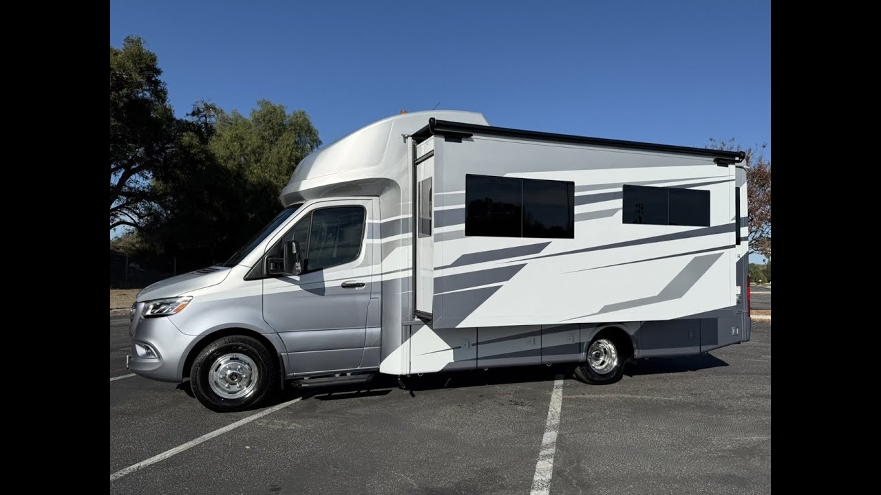2026 Tiffin Wayfarer 25RW Murphy Bed Full Wall Slide Out Booth Dinette Mercedes Turbo Diesel