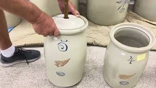 Details Redwing Stoneware Online Auction #242 - Lots 1 thru 50 News