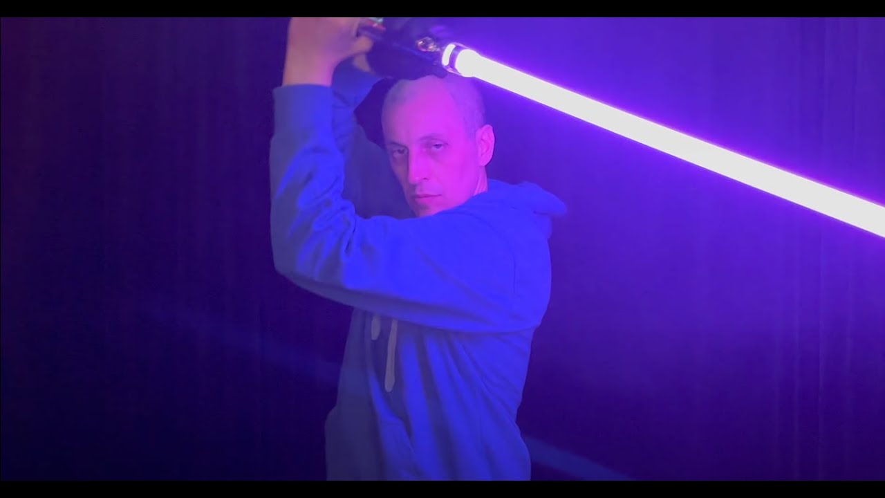 QUADSTAR Lightsaber for Brady with 500 LEDs! [4K] YouTube