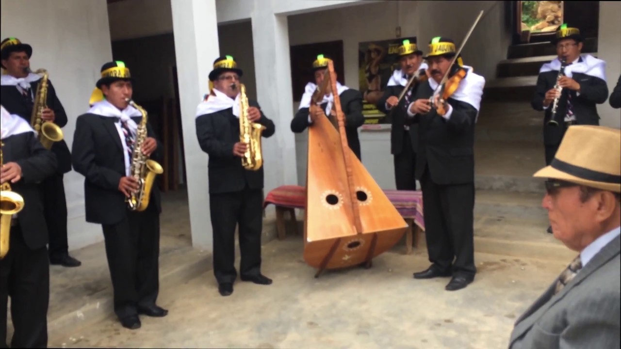Orquesta Sonora Jaujina, fiesta de 22 de Mayo - Tapo Tarma