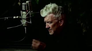 10 hours of David Lynch listening to rain smoking. 10 часов Дэвид Линч курит и слушает дождь.