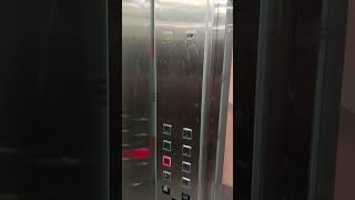 land door contact with problem.land door adjust done. #elevator