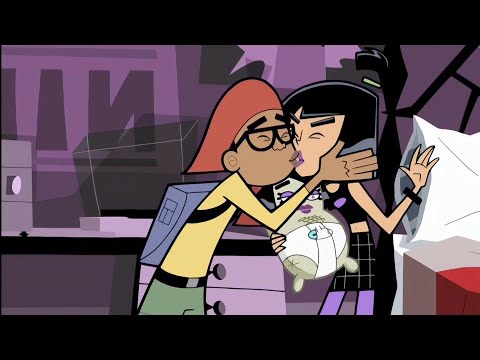 Tucker Accidentally Kisses Sam! (AWKWARD...) [1080p]