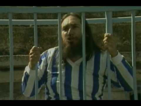 Tzimis Panousis - Kagela Pantou Original Video Clip
