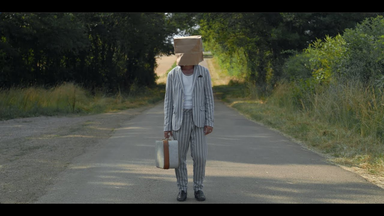 Guarda Nans Vincent - Le mal du pays (vidéoclip) su YouTube Guarda Nans Vincent - Le mal du pays (vidéoclip) su YouTube