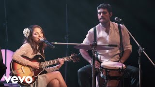 Смотреть клип Debi Nova - Pajarito (En Vivo Desde El Teatro Nacional De Costa Rica)