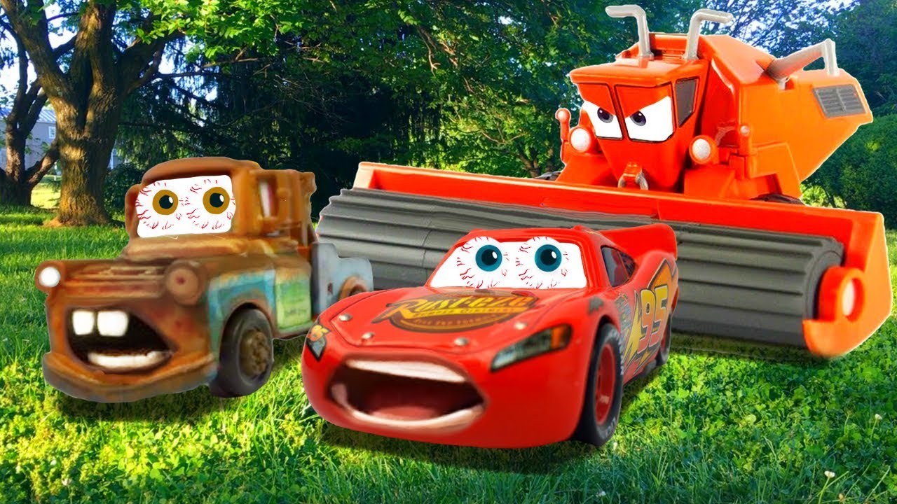 Toy Cars For Kids Disney Pixar Cars TRACTOR TIPPING FUN McQueen Mater