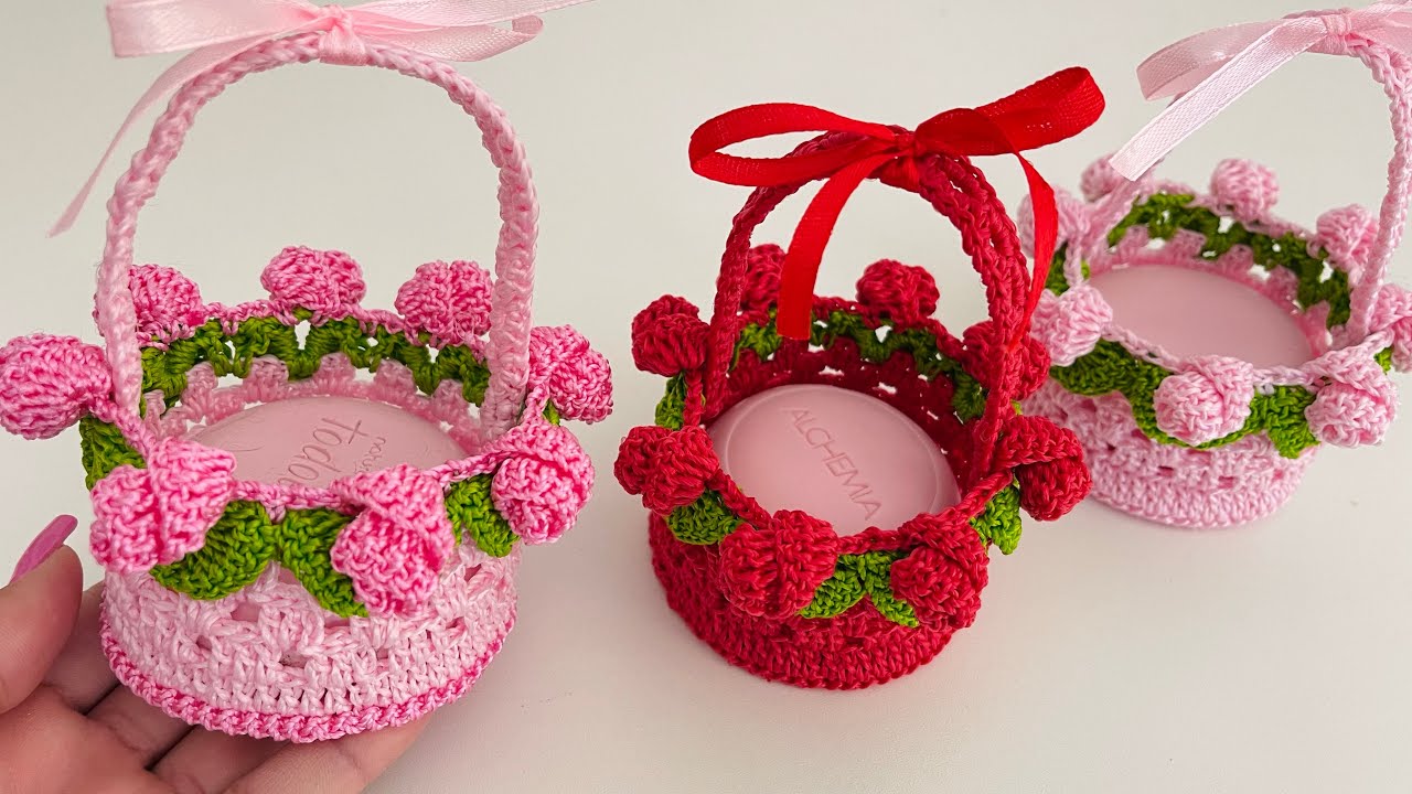 Cestinha em crochê porta lembrançinha fácil e rápido passo a passo