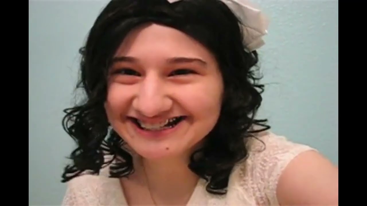 Попытка Джипси успокоить Ника перед матчем в зале суда № 1 и № 2.