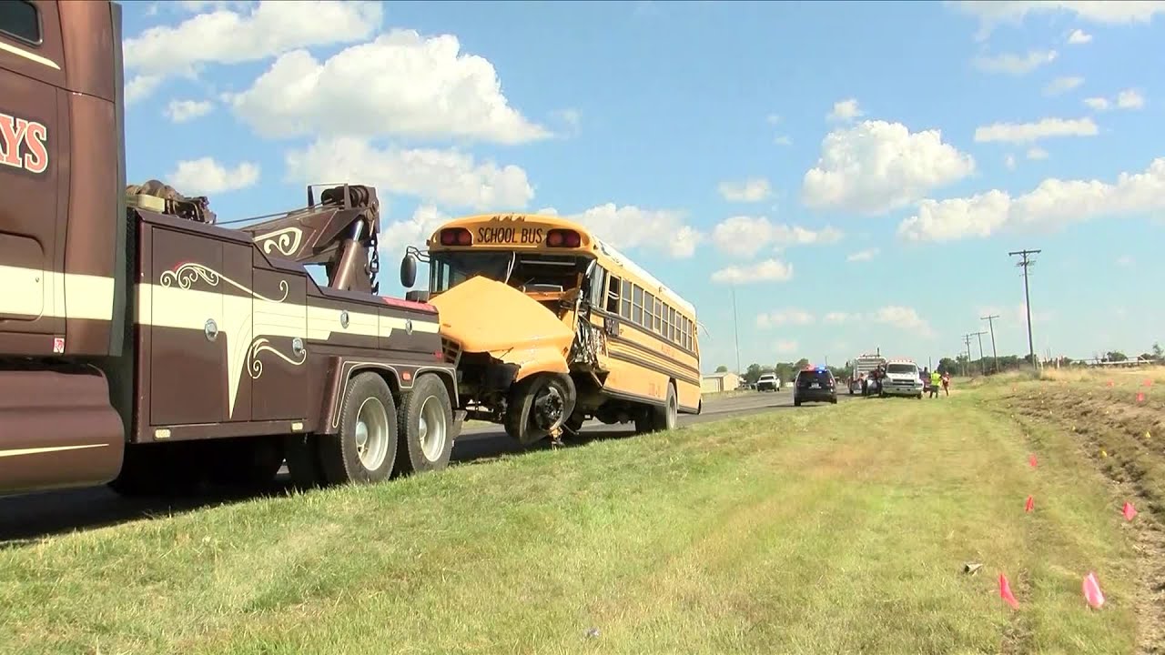 Children hospitalized after school bus crash - YouTube