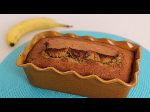 gluten-free-banana-bread-recipe---laura-vitale---laura-in-the-kitchen-episode-522