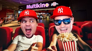 Buduję swoje własne MULTIKINO! 🎞️🎥 Symulator Kina