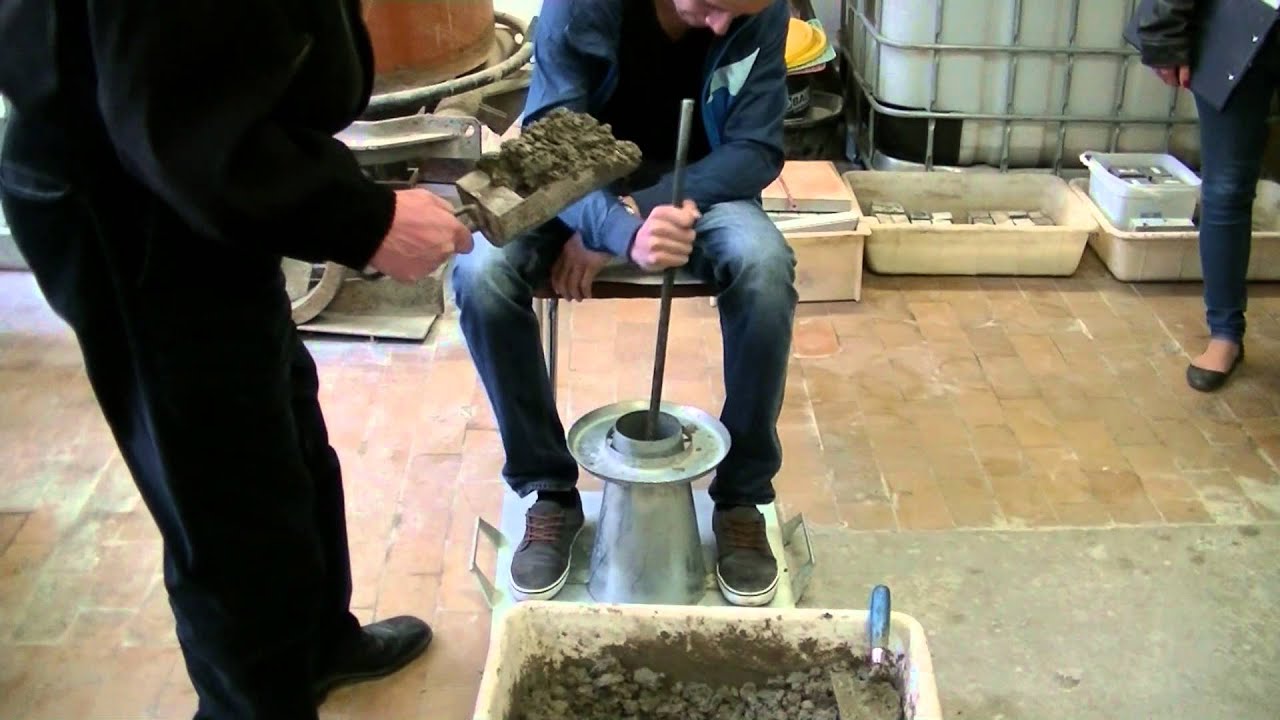 Бетонна смес - Определяне на слягането - Конус на Абрамс