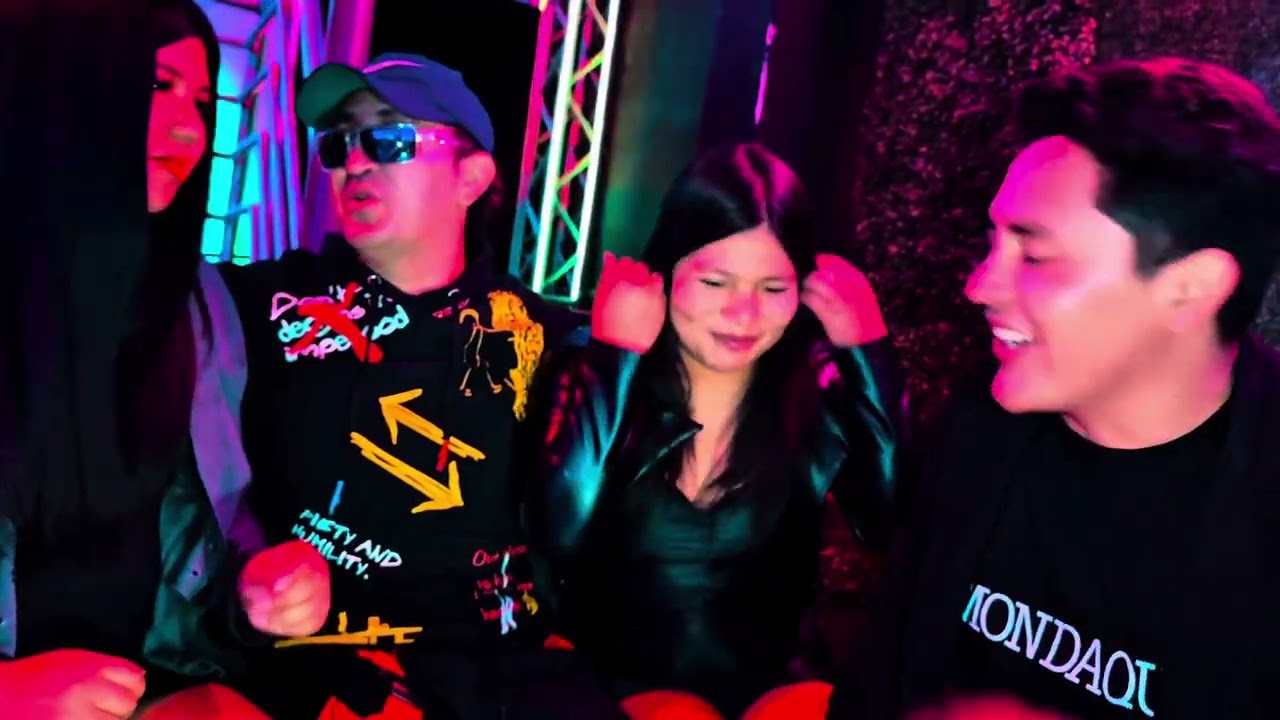 Mondaqui ft Helsin boy  ( Voy a Tomar )