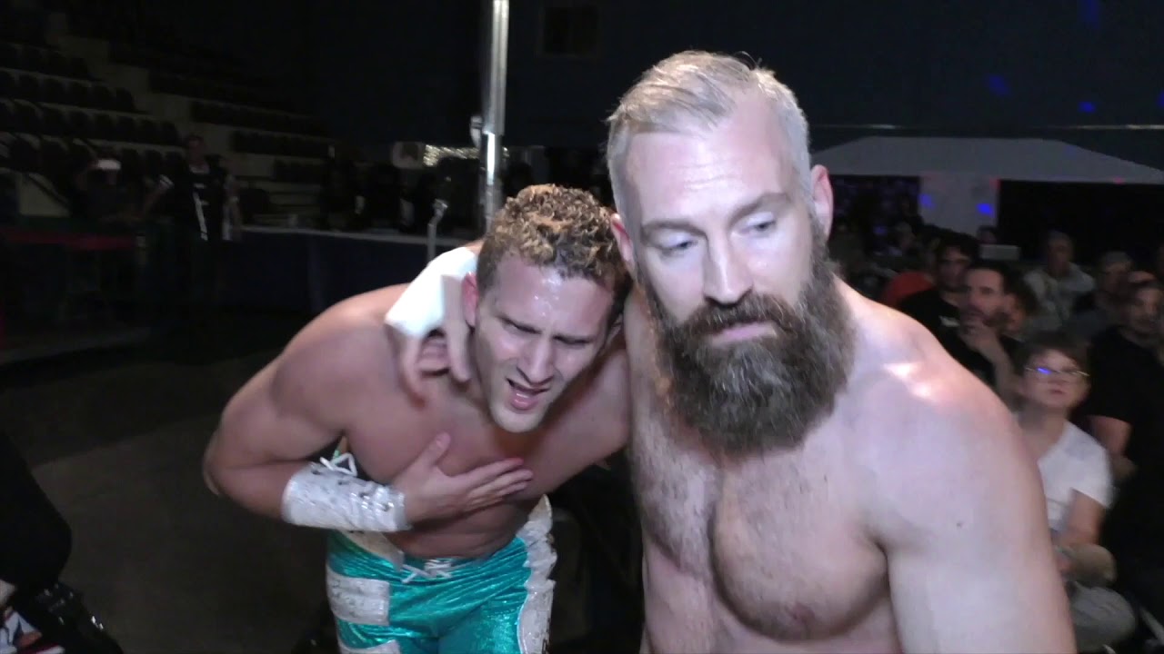 Louis Napoleon Vs Matt Cross
