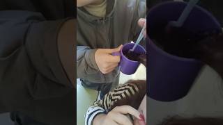 tiñendo el pelo con papel crepe #humor #colegio #lentejas