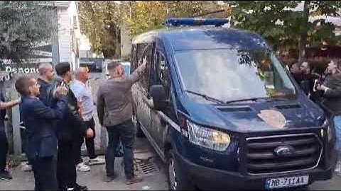 Top Channel/ U arrestua me urdhër të SPAK, momenti kur Ilir Meta del nga Drejtoria e Policisë