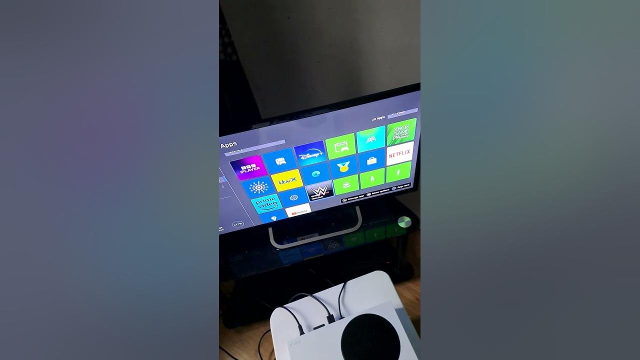 Xbox elite Series 2 core controller explaining about the missing