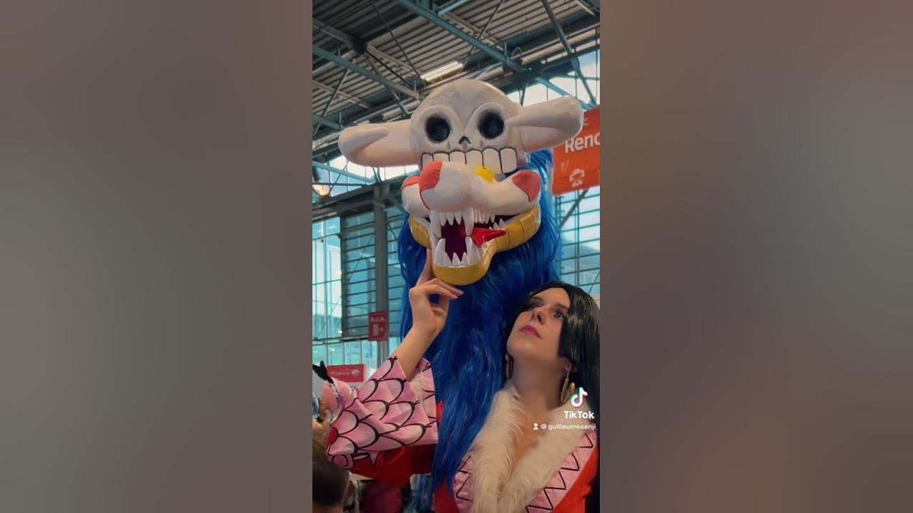 Cosplayer recriou de forma perfeita o visual de Boa Hancock no