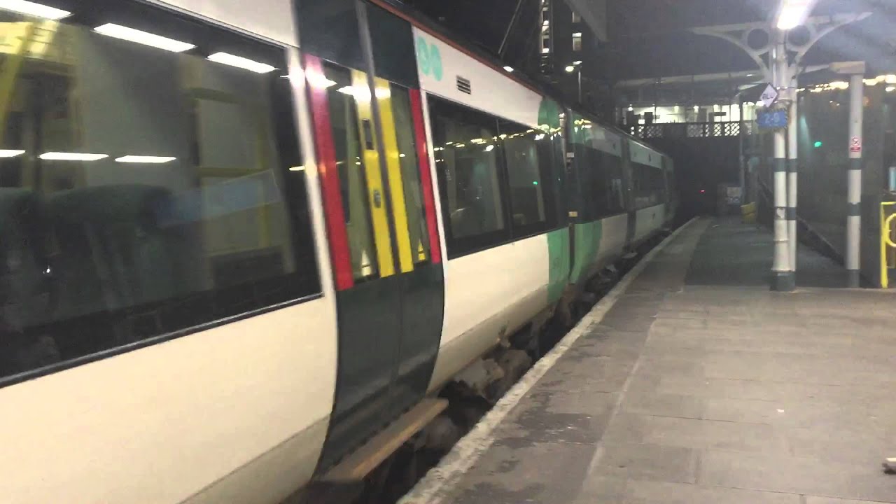 (HD) Southern Class 171,171802 departs East Croydon
