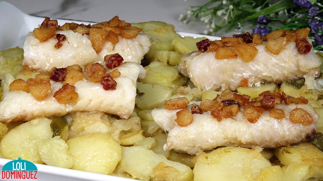 BACALAO A LA BILBAÍNA CON PATATAS PANADERAS. Fácil y rápido plato de bacalao con patatas panadera.