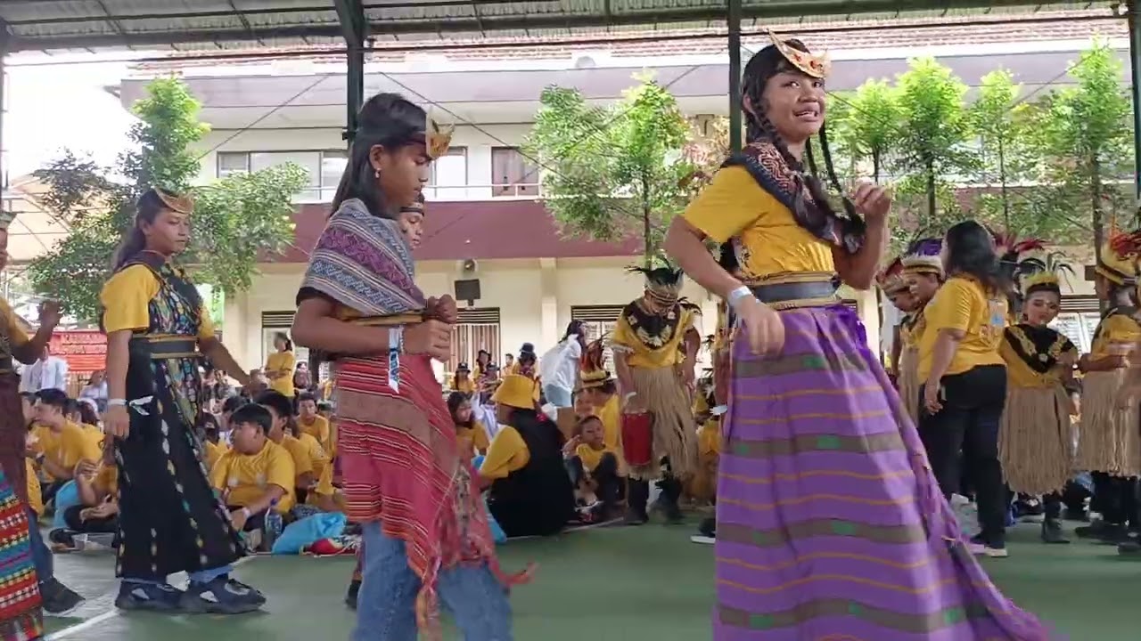 Tari Ja'i Samato by Andrea Aubrey Araceli Tukan and friends 