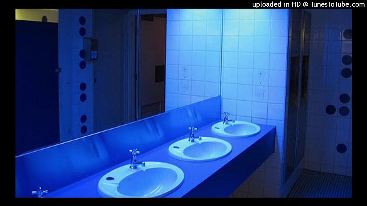 неоновая подсветка для комнаты. туалетная комната на вечеринке. Bathroom at a party. Bathroom party. туалет в клубном стиле.
