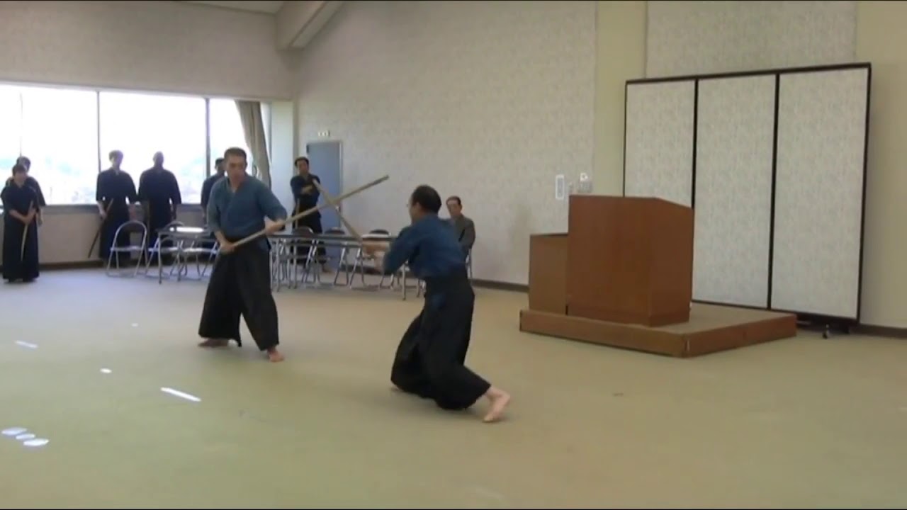 Katori Shinto Ryu - Bojutsu - YouTube