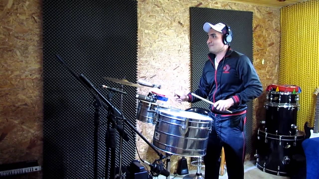 Deiby Jaimes grabando timbales salsa YouTube