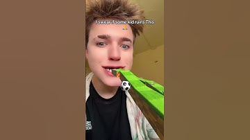 Thumbnail of Don’t ruin it kid 😭