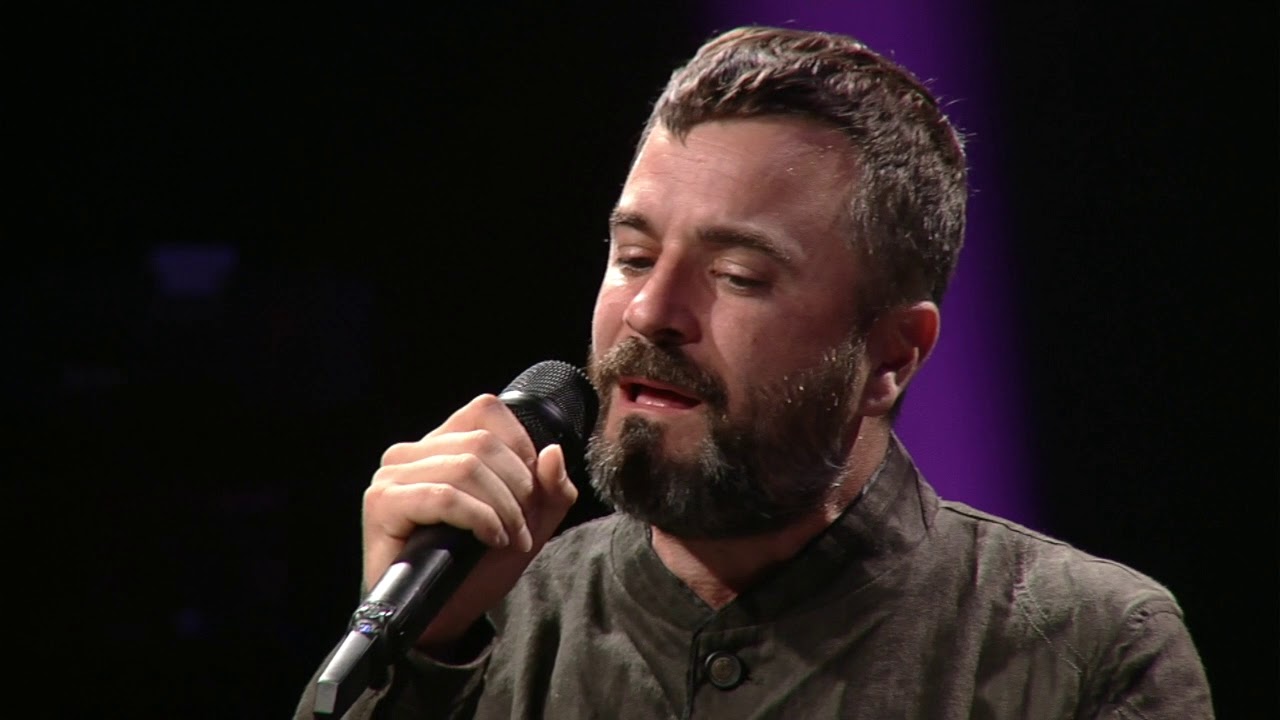 HAIKA MUTIL by Eñaut Elorrieta (Hegiak) and Marielle Labèque