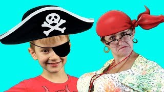 Давид и Няня против Пиратов! Приключения на море! Видео для детей
