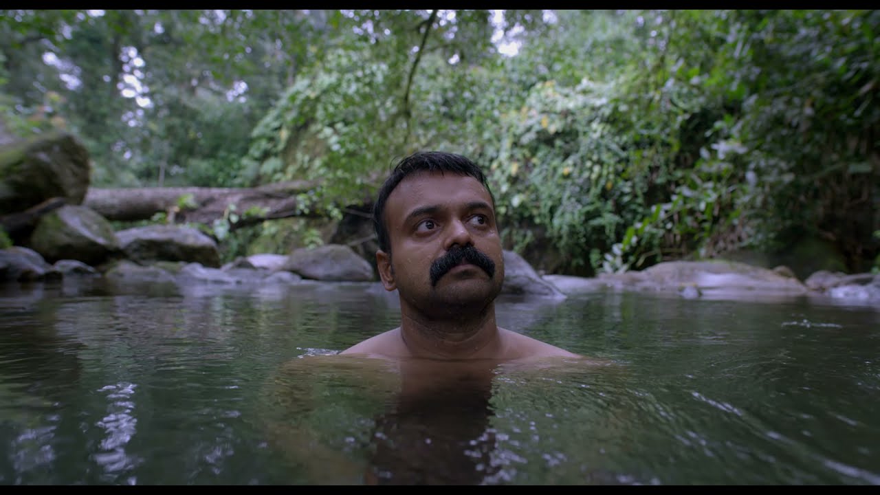 Nayattu Trailer | Kunchacko Boban | Joju George | Nimisha Sajayan | Subtitles