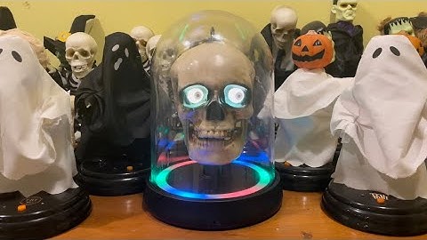 Gemmy 2019 Animated Talking Skull Cloche