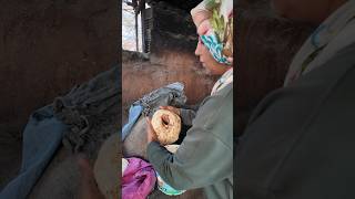 Trying Kurdish Bread In Batman 🔥