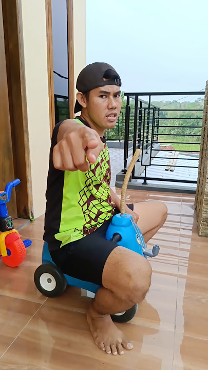 Jangan Panggil aku anak kecil paman!! Nama ku Shiva🦸