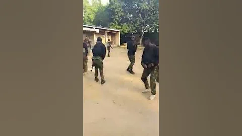 Nigerian Army Dancing_Abba Gida-Gida song