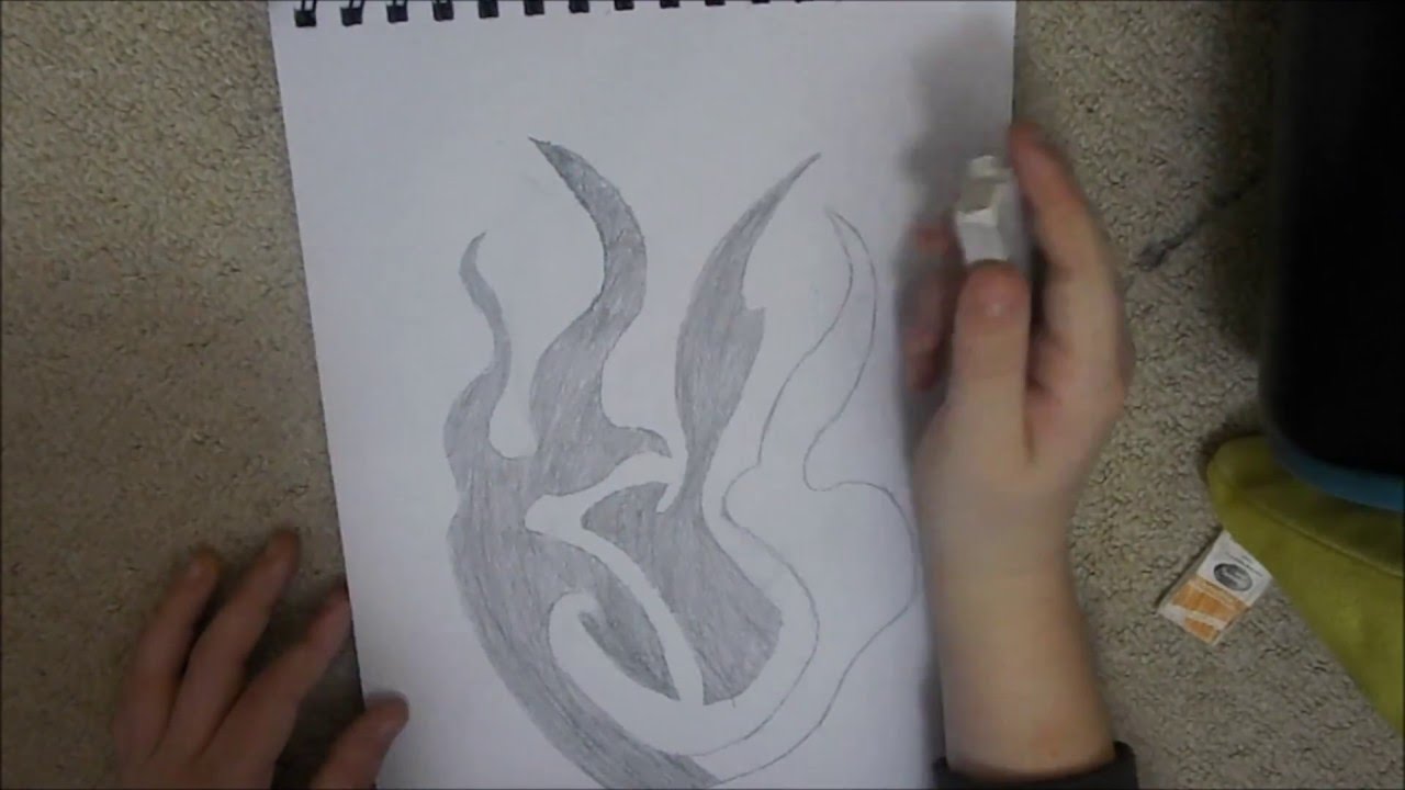 RWBY#1 Yang Symbol (My first Drawing on camera) - YouTube