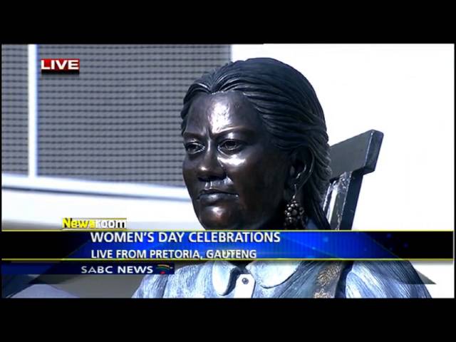 Pres. Zuma unveils statues of De Bruyn, Ngoyi, Joseph, Sisulu on Women's Day