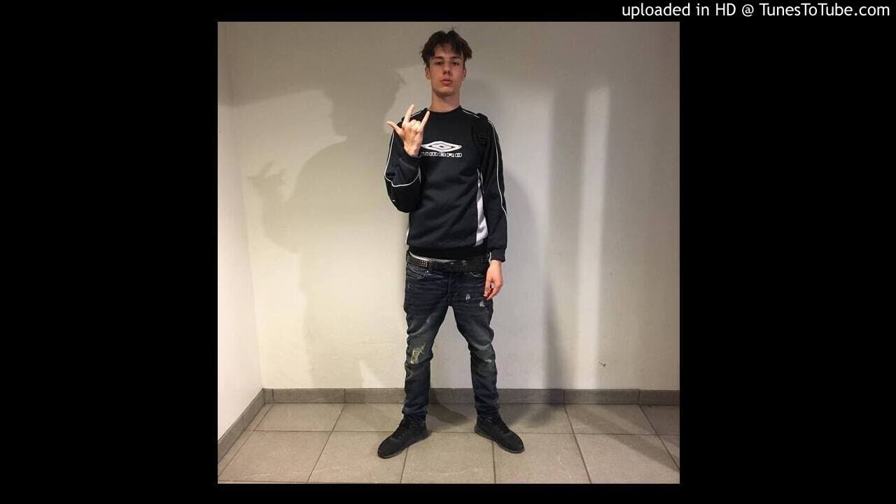 yung adisz - sold out