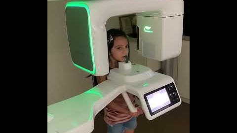 Vatech panoramic x-ray machine in action at Dr. Pankaj Narkhede