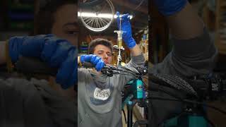 Yeti Brake Service#bike #ebike #repair #mechanic #howto