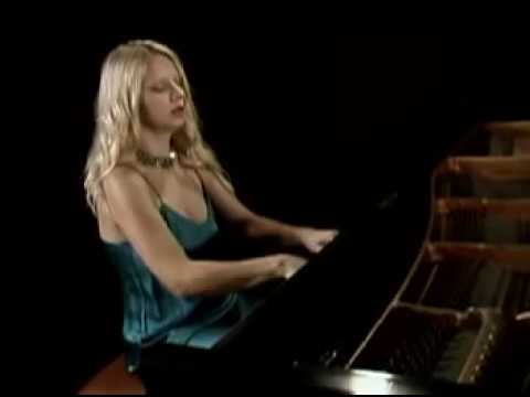 Valentina Lisitsa  (Chopin 24 Etudes DVD track)Op. 25 No. 12